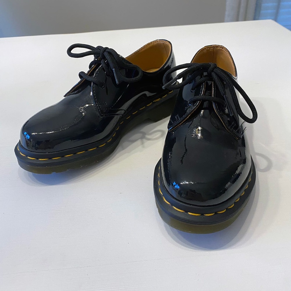 Dr. Martens Black Patent Leather Shoes Style 1461 US Sz 5 EU Sz 36‎